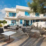 Alojamento de Acomodação e Pequeno-almoço Solmaris Seaside - Sul Mare 4*