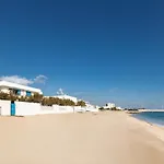 Alojamento de Acomodação e Pequeno-almoço Solmaris Seaside - Sul Mare 4*