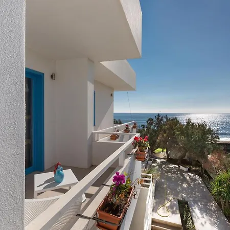 Solmaris - Luxury B&B Sul Mare Couette-café Maruggio